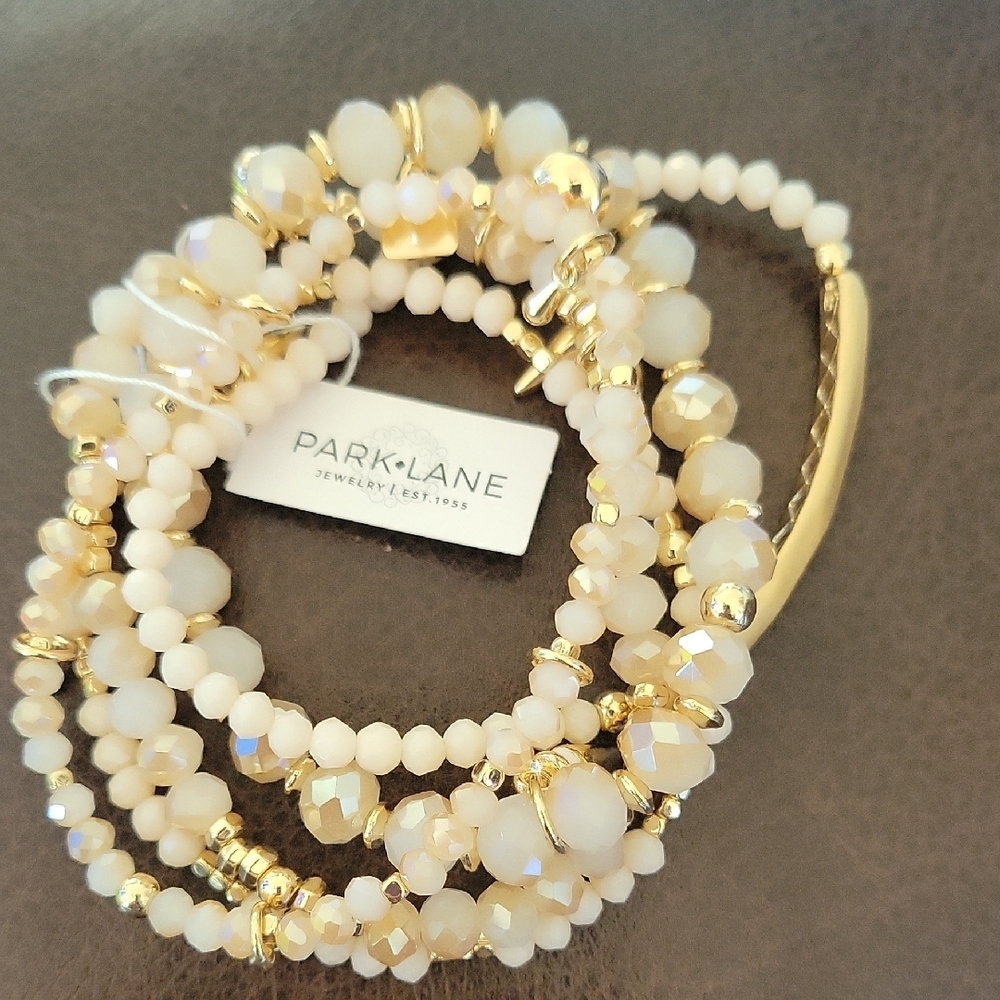 Park Lane Creme Pearl and Gold Bracelet